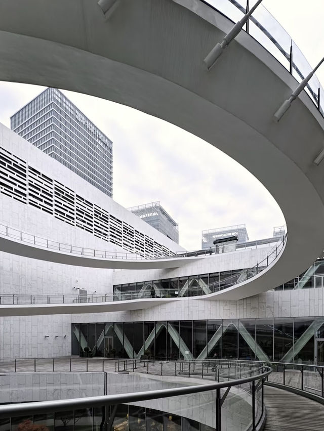 Exploring Shanghai Museum East: A Cultural Gem in Pudong