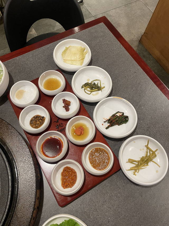 순천 갈대밭을 구경하고 이곳에서 엄청난 삼겹살을 맛보세요
