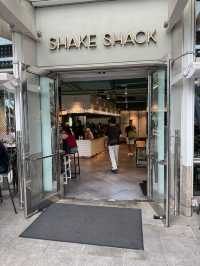 【香港】 中環海景Shake Shack：夏季有美式新地賣！