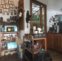 Bluetamp cafe ☕️🍰 คาเฟ่ที่ช็อกโกแลตอร่อยมากกกก