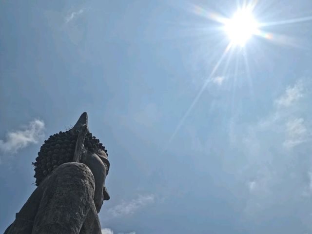 พระพุทธรูปหินลาวา จ.สระบุรี