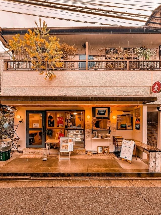 Little pool Coffee Tokyo
