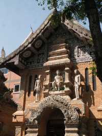 【晴れた日は写真映え間違いなし！】チェンマイのかっこいい寺院🇹🇭