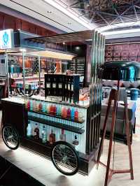 R Bar KL: Stylish Spot to Unwind with Cocktails and Good Vibes