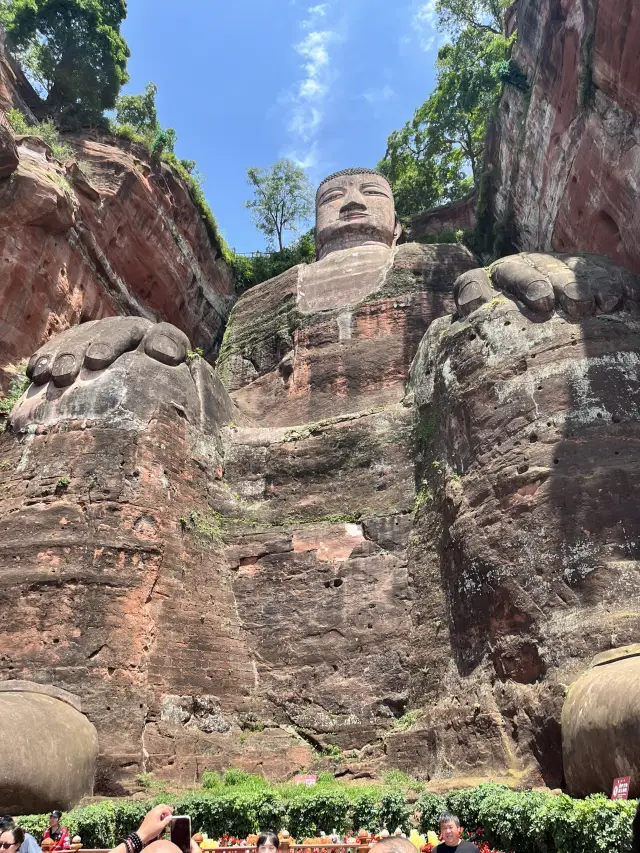 📍Leshan + Mount Emei in a Day – Yes, You Can!