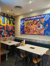  เหม็ง แซ่บนัว – แฟชั่นไอส์แลนด์