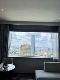 Millennium Hilton Bangkok โรงแรมในกรุงเทพ