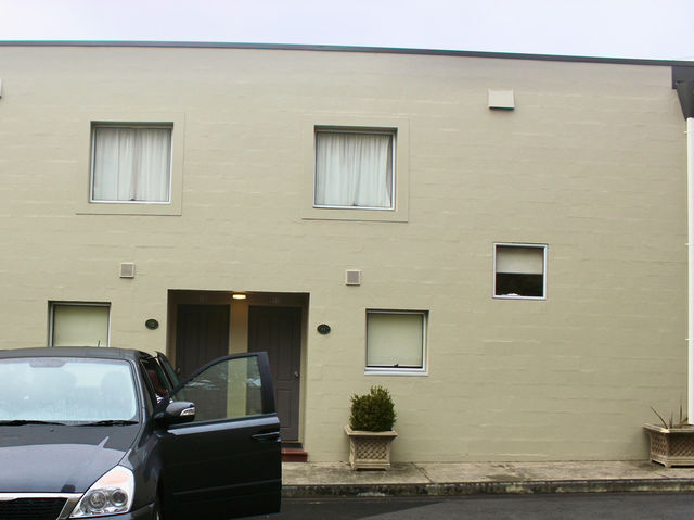 Bay View Villas – Hobart’s hillside gem you didn’t know you needed