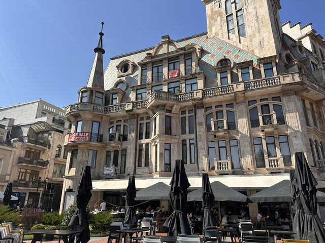【Europe Square／ヨーロッパ広場｜バトゥミ“歴史と未来が交差する市民の集うオアシス”】