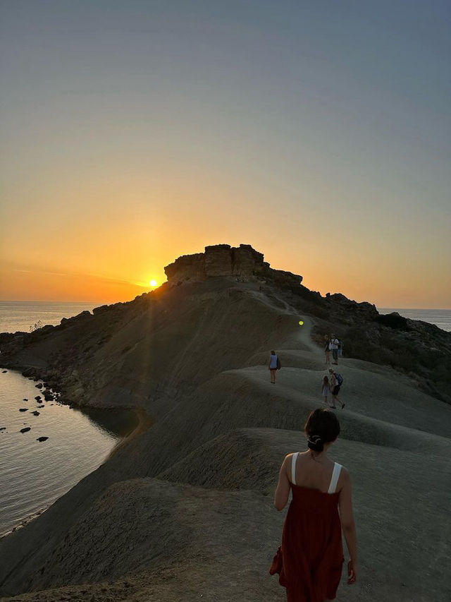  🌅 붉게 물든 몰타의 절경, 클레이 클리프 선셋 🌄