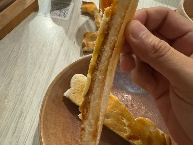 🥤 Warung Ekspres – Not Quite Express, and Not Quite Impressive