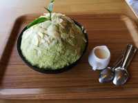 จิบชากินขนมที่ไร่ชาฉุยฟง
