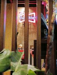 Backstreet House Pattaya ไตล์ Industrial Loft 