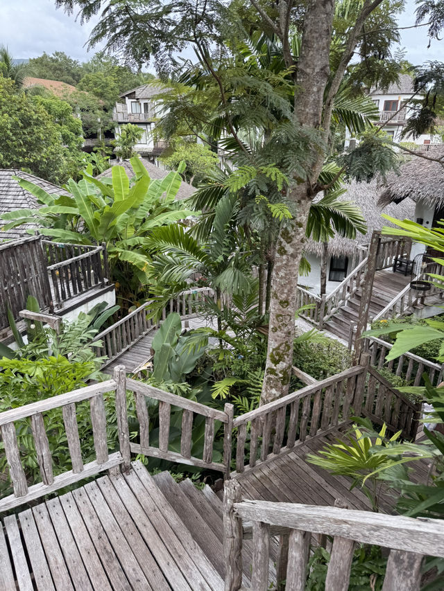 พักผ่อนที่ AANA Resort & Spa เกาะช้าง 