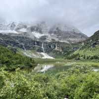  A Peaceful Trek to Gongga Lake (贡嘎措) in Daocheng Yading
