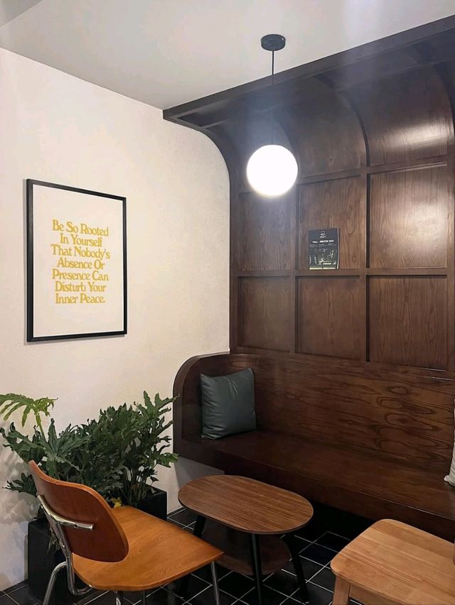 The Sipping Bar