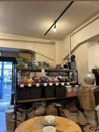 All Seasons Coffee, Shinjuku’s Sweet Spot for Pudding and Pour-Overs
