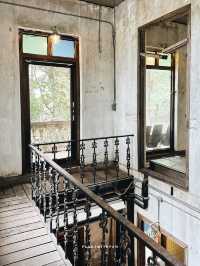 หลงรัก คอฟฟี่ โรสเตอร์ (Long Lux Coffee Roasters)