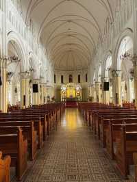 💒SNS映え間違いなし！ホーチミンの「タンディン教会」でピンクの世界に包まれる旅