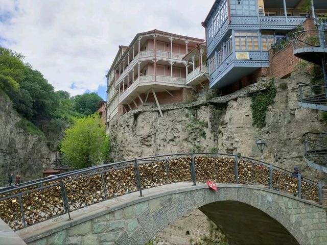 Sulfur Bath Time in Tbilisi