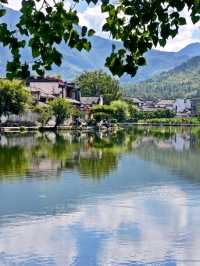 Tranquil Heart of Huizhou: A Journey to Hongcun