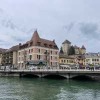 Annecy เมืองแห่งสายน้ำและทะเลสาบของฝรั่งเศส