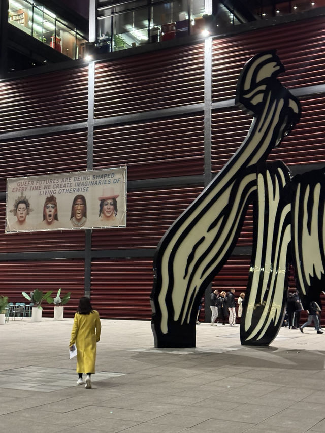 마드리드 현대미술의 심장, Museo Nacional Centro de Arte Reina Sofía 