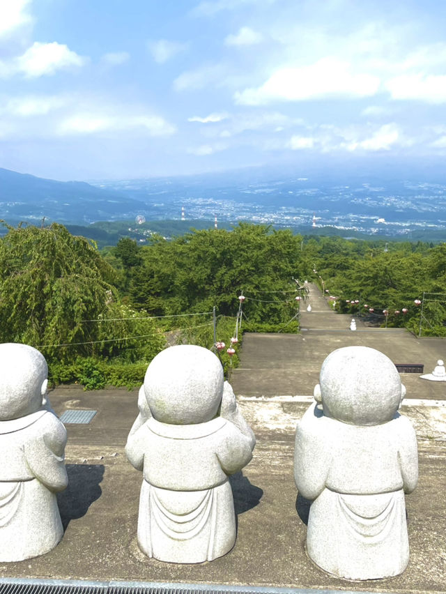 【群馬】山門からの景色は絶景 映画キングダムのロケ地