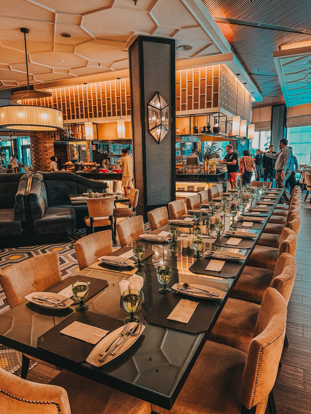 Majestic Feasting – A Lavish Buffet Experience at Contango