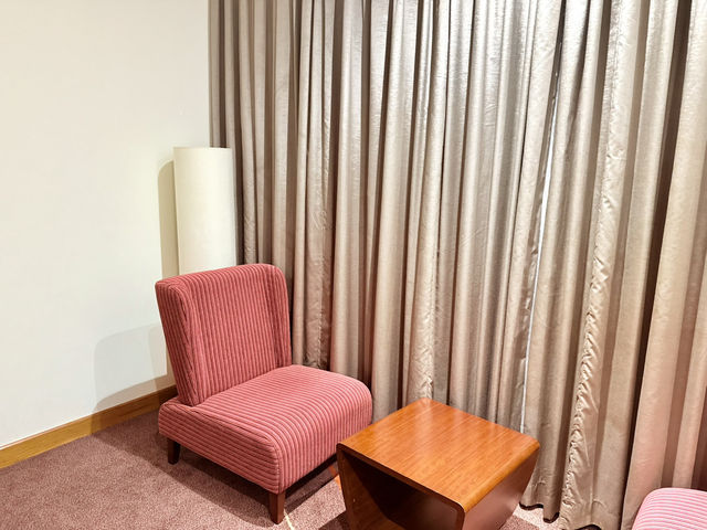 Riverside Comfort: Grand Mercure Danang Stay