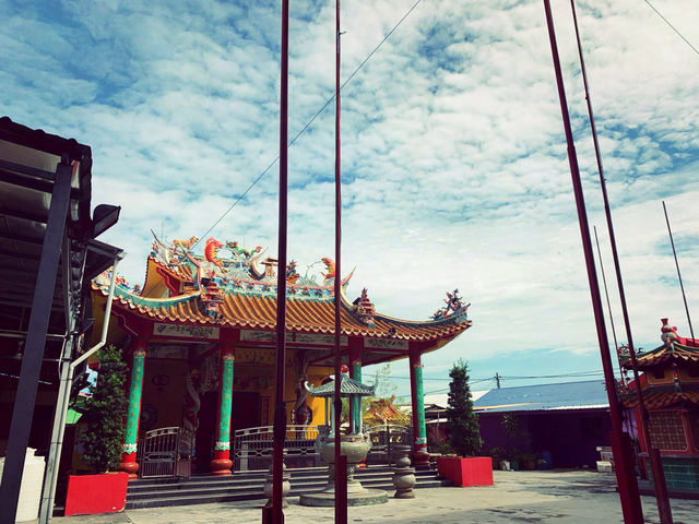 🦀 Pulau Ketam – The Floating Village You Didn't Know You Needed