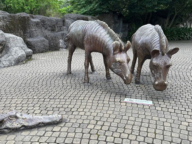 🐼 台北市立動物園 - 城市中的野生秘境
