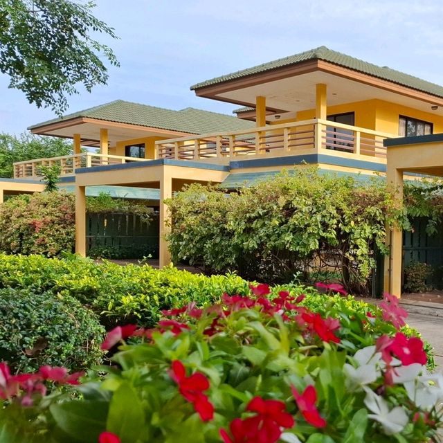 ที่พักดีๆ ที่ปราณบุรี แบคคัสโฮมรีสอร์ท 