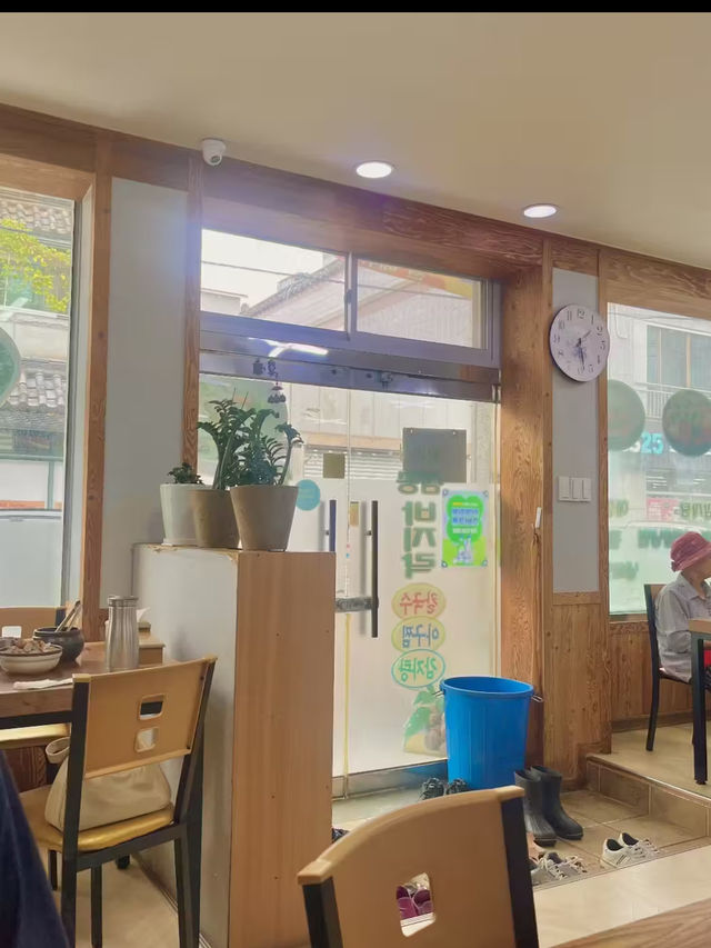 진주에서의 맛과 향 - 칼국수 한 그릇, 커피 한 잔 🍜💕☕️