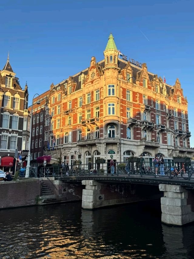 🇳🇱 Amsterdam: Netherlands’ Artistic Canal City