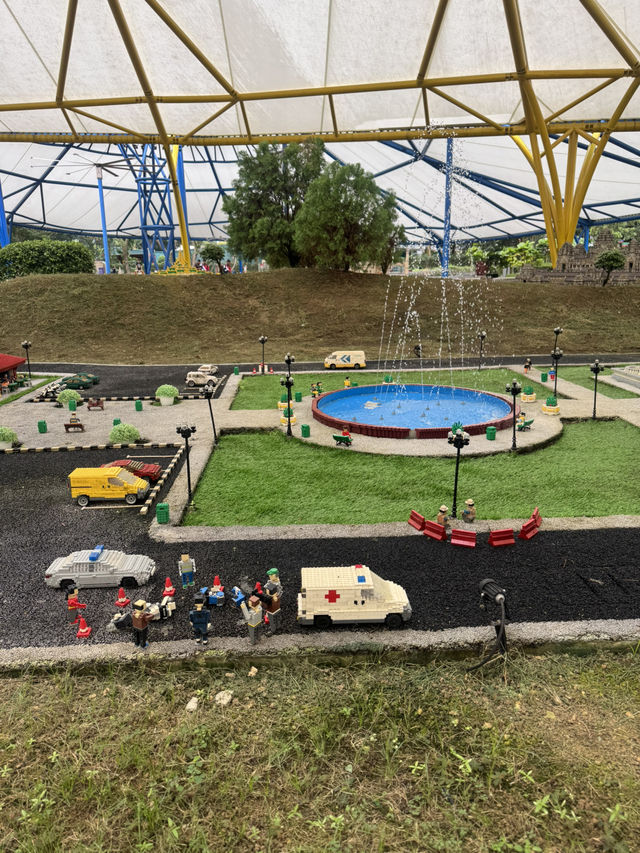 Miniature mini lands wonders 🎪