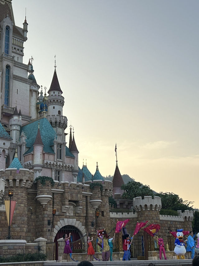 Hong Kong Disneyland 🏰