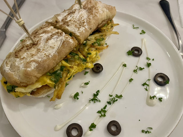 🇲🇴Macao | Authentic Portuguese restaurant 🍛🇵🇹
