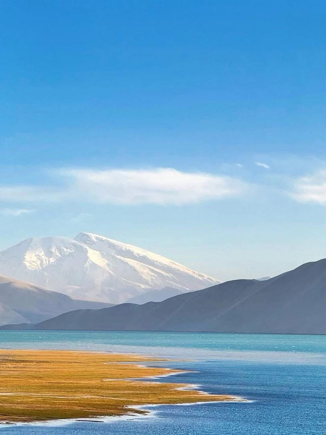 ✨ Southern Xinjiang – a symphony of mountains, grasslands, and endless skies ✨