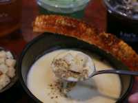 Lin’s Teahouse & Eatery