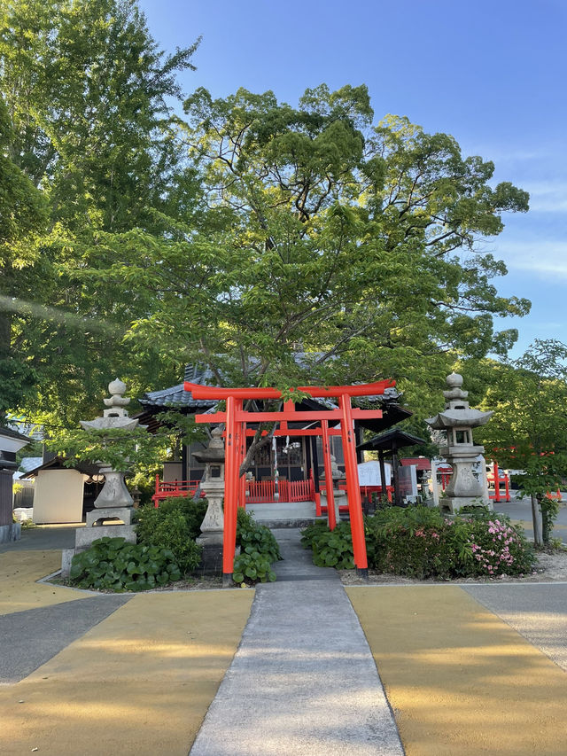 新幹線上就能看見的大島神社 連立鳥居