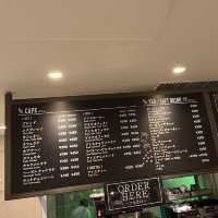 【東京/表参道🇯🇵】駅直結で一日中使える🚃CAFÉ DE 3 Echika