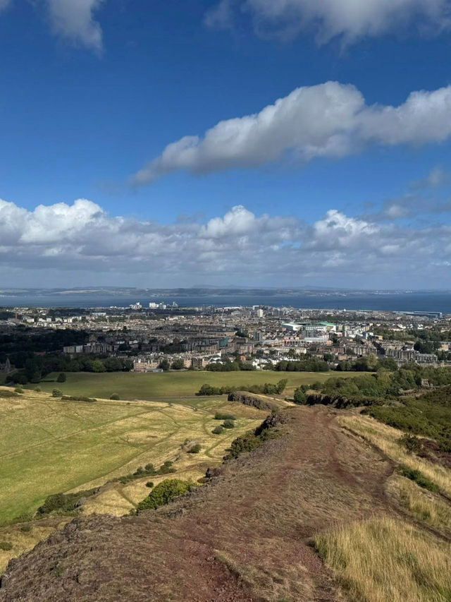 Arthur’s Seat : Edinburgh’s Breathtaking Summit