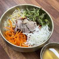 추석여행 셋째 날 아침! 현지인들이 추천해 준 찐 고기국수 맛집으로 해장 완료! 🧡