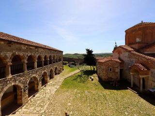 เสียงสะท้อนจากโลกโบราณ