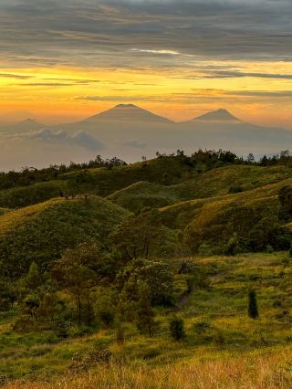 我舉辦了一次女生冒險之旅到Prau和Dieng，這成為了我最喜愛的旅行之一
