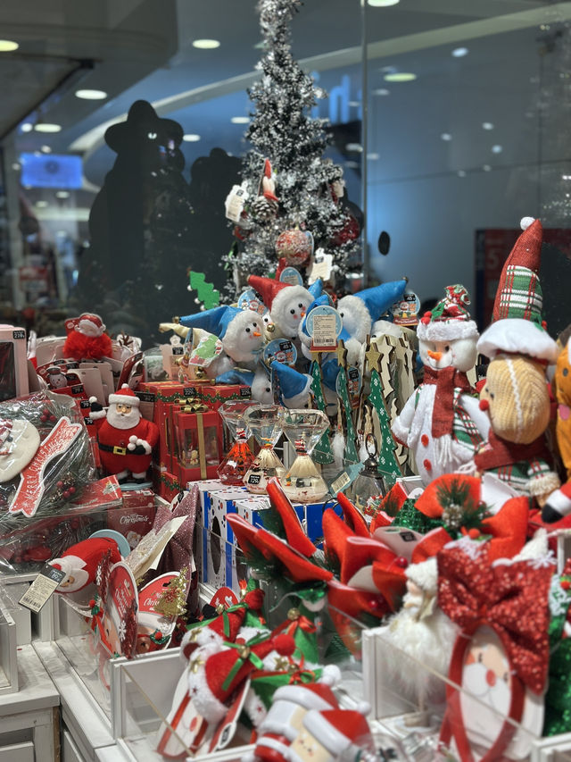 🎄🎀 “Moshi Moshi at Platinum Mall — Big, Colorful & Super Affordable!” 🛍️✨