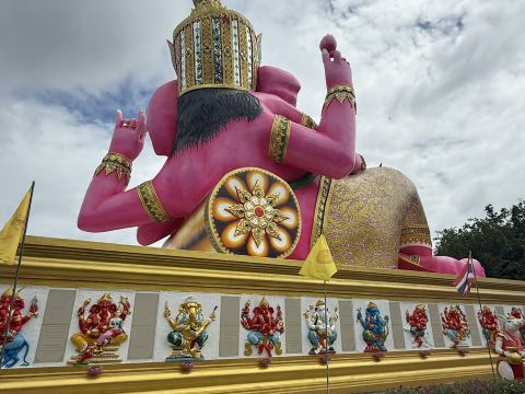 タイ🇹🇭】ピンクガネーシャ | Trip.com チャチュンサオ