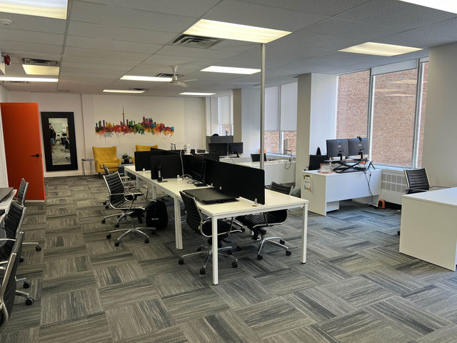 Modern and Cozy place to work in the city