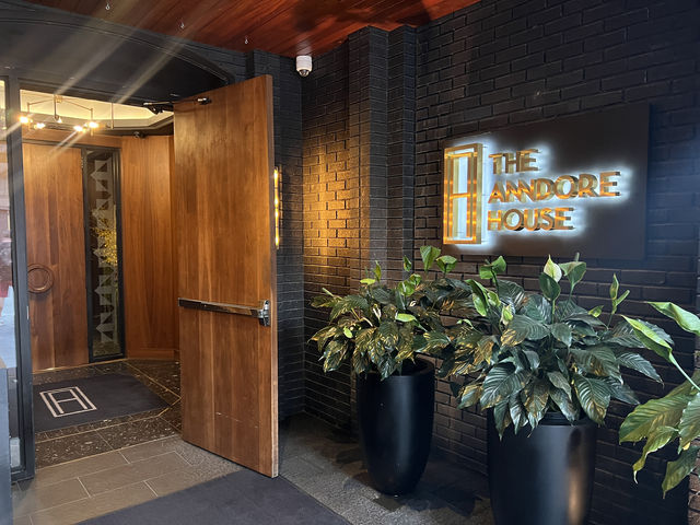 Chic and Stylish Stay at The Anndore House, Toronto 🇨🇦